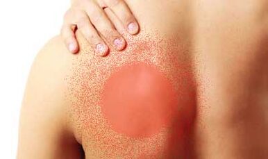 bolesť pod ľavou lopatkou